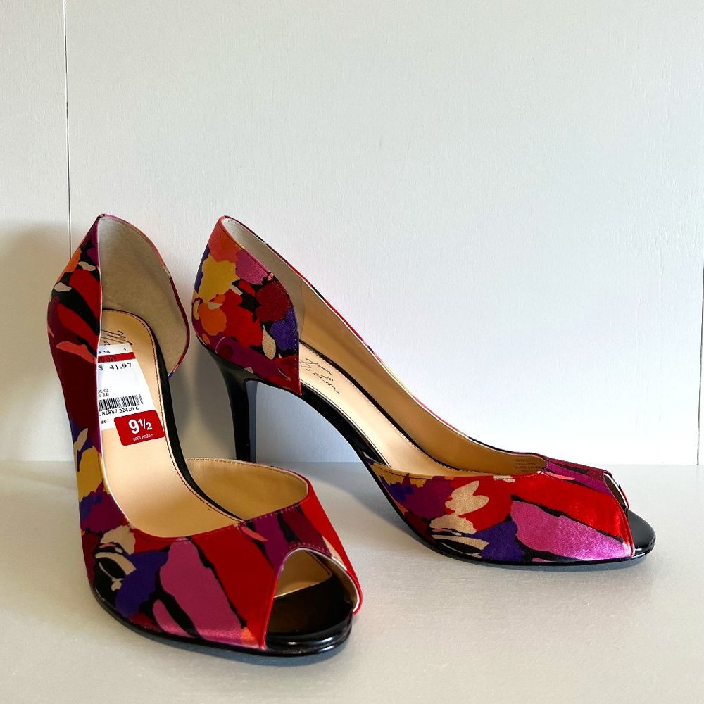 Marc Fisher MF Joey2 Floral Print Peep Toe Pumps Size 9.5 NWT